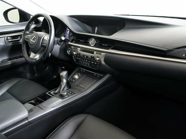 Комплектации и цены Lexus ES (VI поколение рестайлинг) (всего 10 комплектаций)